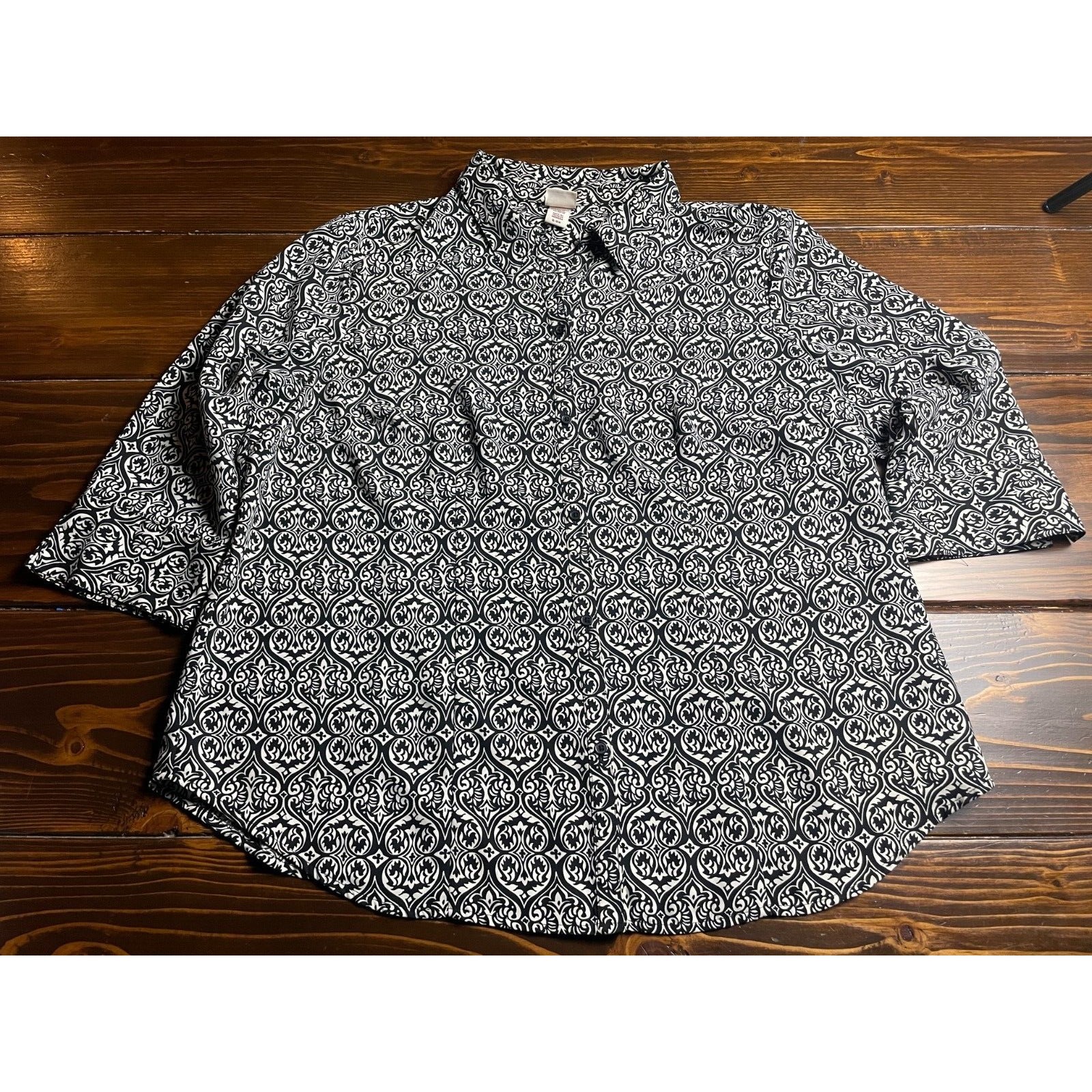Covington Shirt Women's Size 16-18w Black Cream 3/4 Sleeve Floral Button Up
